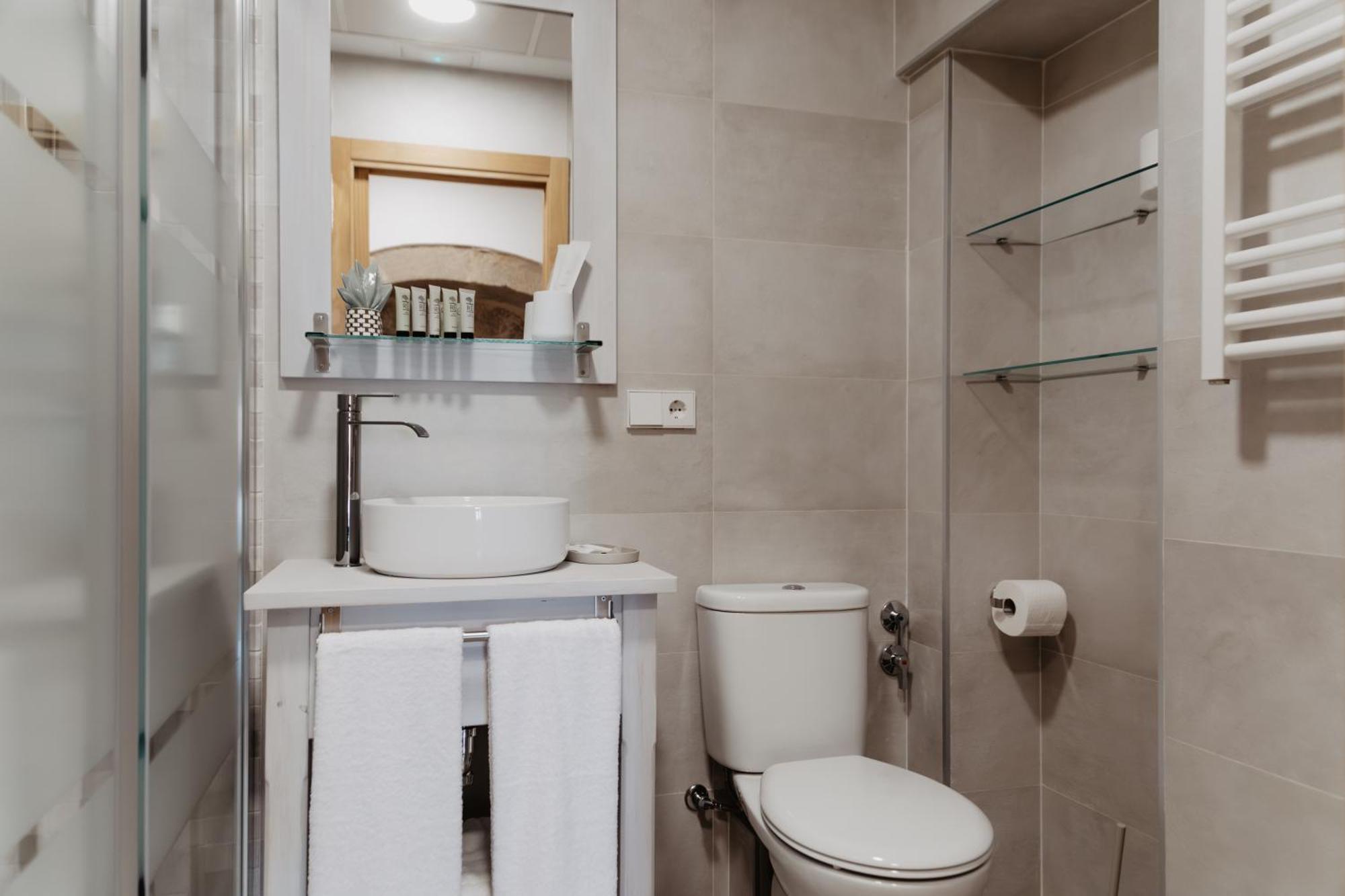 Apartamento Portal De Santiago Caces Exterior foto