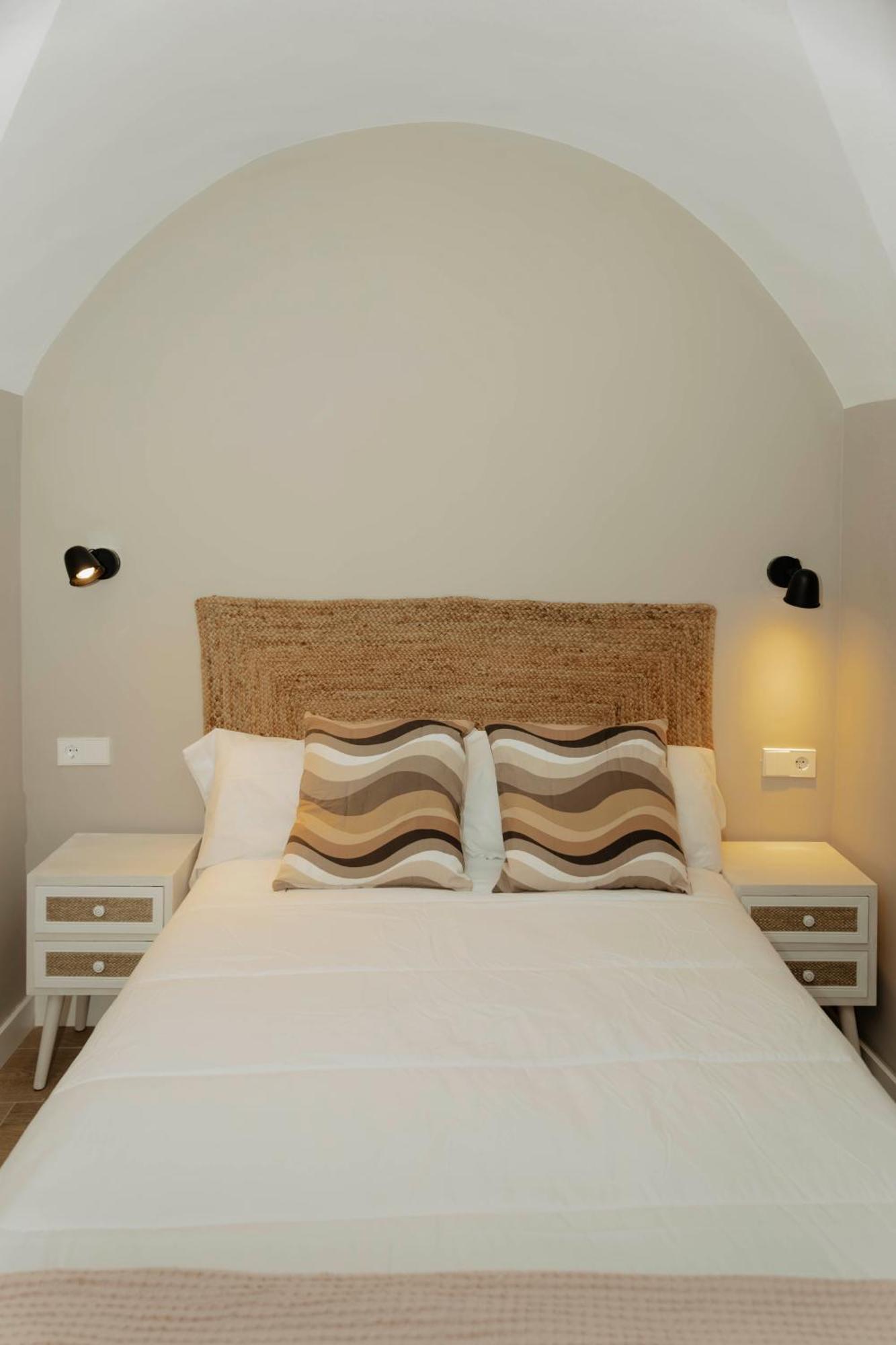 Apartamento Portal De Santiago Caces Exterior foto