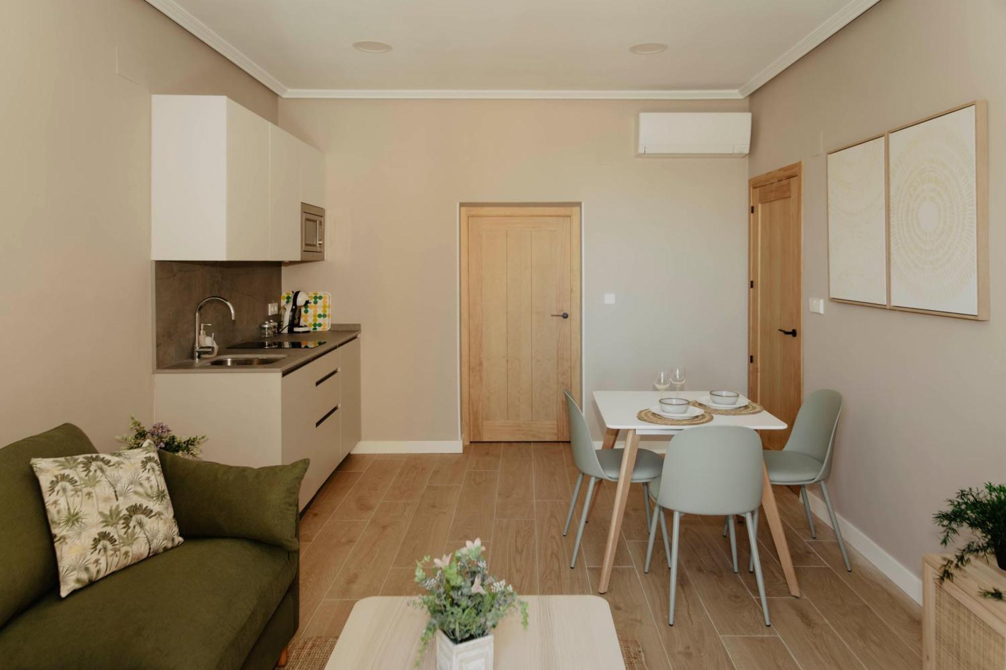 Apartamento Portal De Santiago Caces Exterior foto